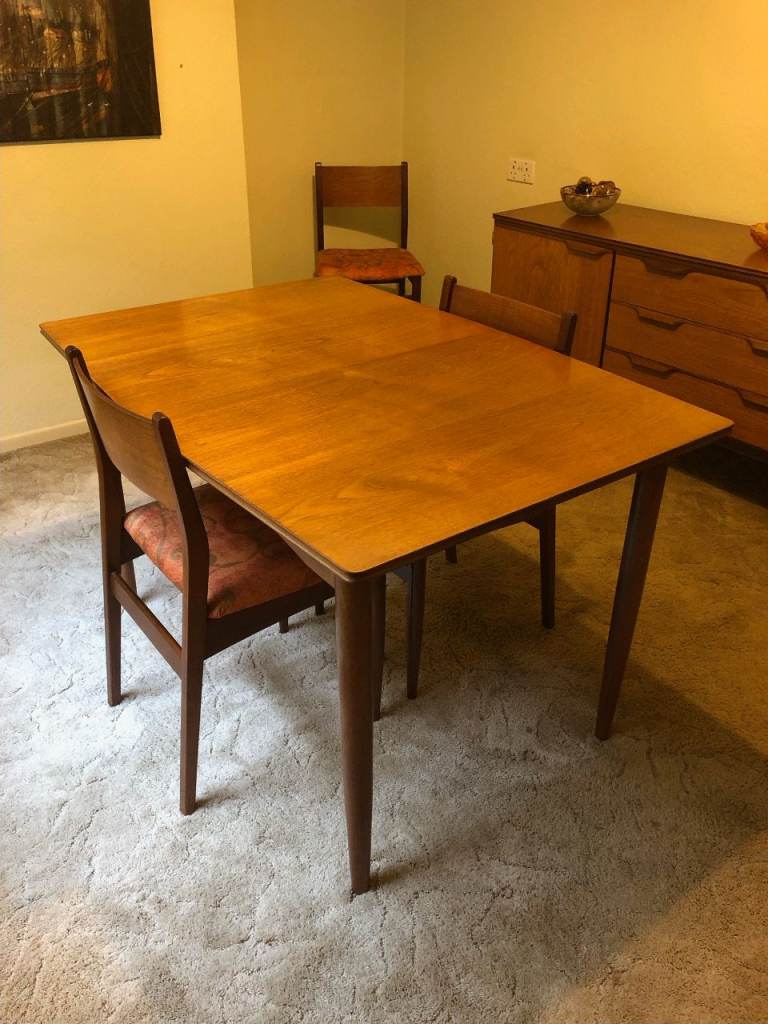 Dining Table, Vintage, Mid-Century Teak Extendable incl: 5 Chairs 'Bath Cabinet Makers' (BCM)