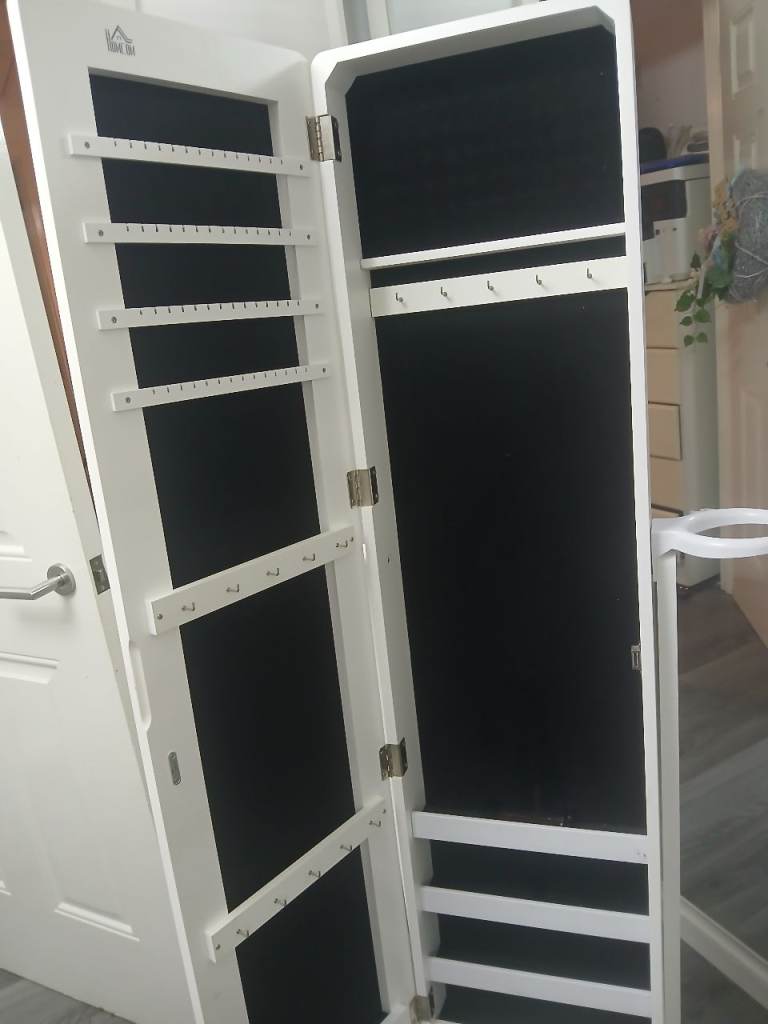 Storage mirror jewellery