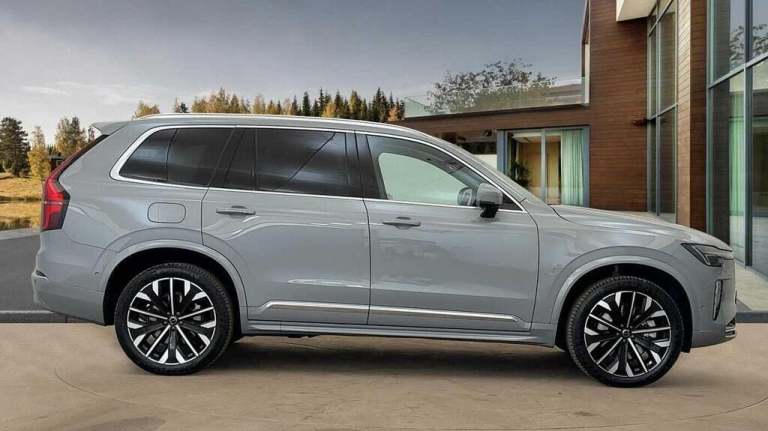  Volvo XC90 2.0 T8 18.8kWh Ultra Bright Auto 4WD Euro 6 (s/s) 5dr Petrol/Electric Hybrid Automatic