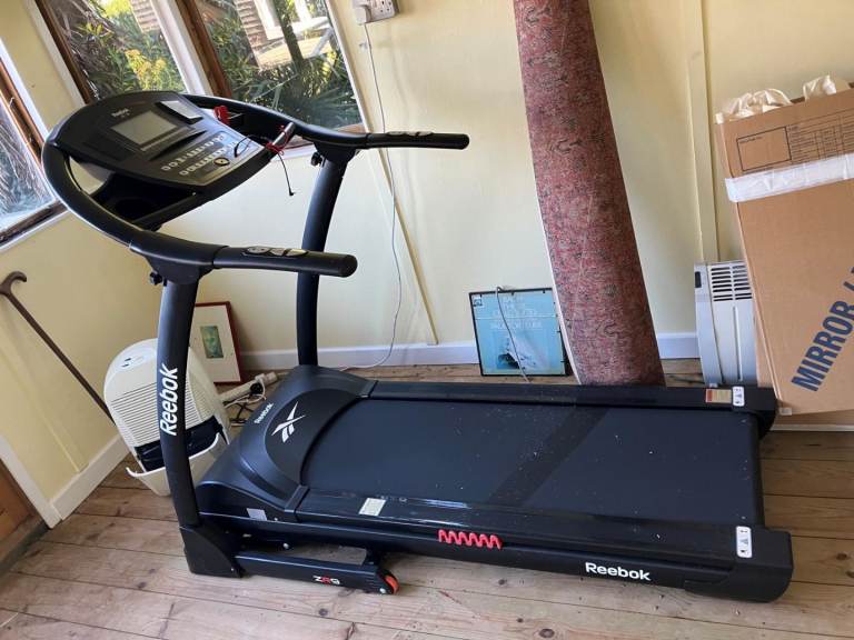 Reebok treadmill ZR9