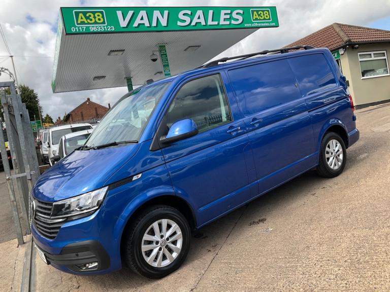 2021 Volkswagen Transporter T28 HIGHLINE SWB LOW ROOF 2.0 TDI 150 BHP PANEL VAN EURO 6 PANEL VAN ...