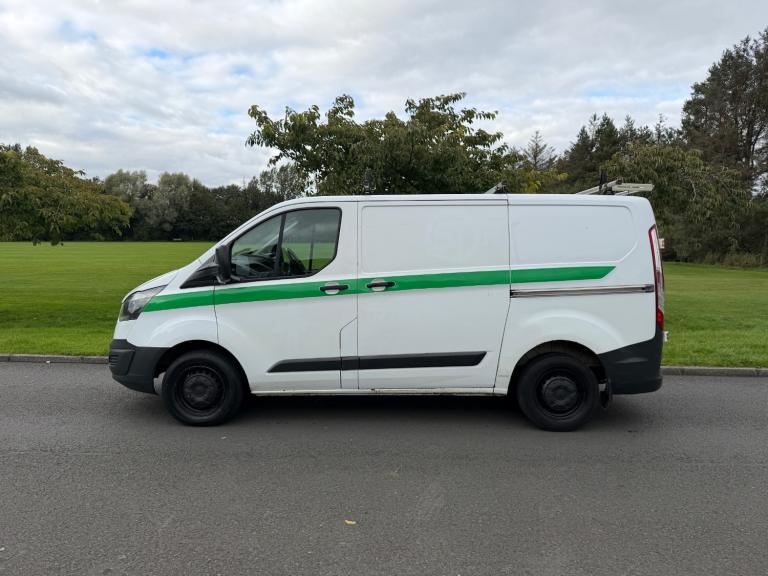 2015 Ford Transit Custom 2.2 TDCi 100ps Low Roof Van PANEL VAN Diesel Manual
