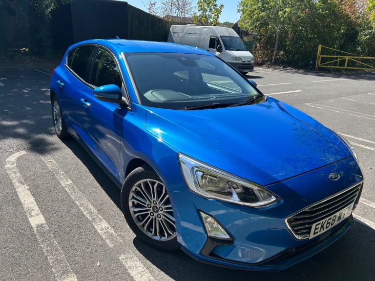 Ford FOCUS, blue Hatchback, 2018 (mk4), 1.5L Ecoboost, automatic 5 doors