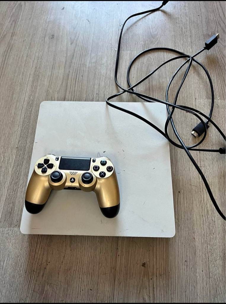 🎮 Sony PlayStation 4 Slim 500GB Console + Controller + Cables – Great Working Condition 🎮