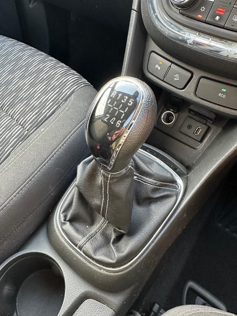 2014 Vauxhall Mokka 1.7 CDTi Exclusiv 5dr HATCHBACK Diesel Manual