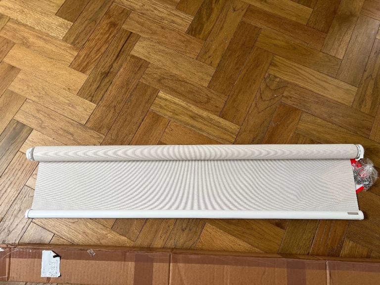 Perfect Fit Oculus Linen Roller Blind – New