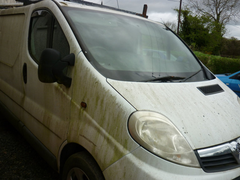 vauxhall vivaro for breaking