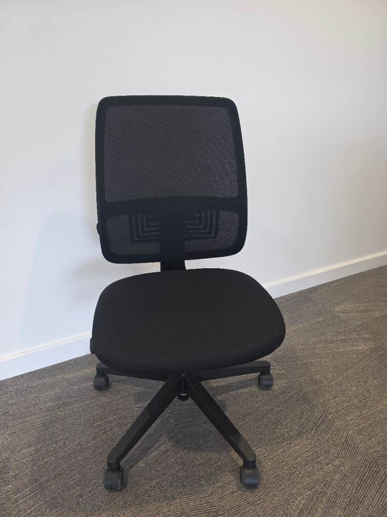 Black Haworth lively mesh office chair with arm rest