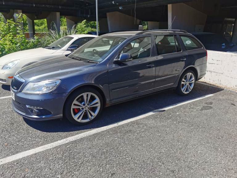 Skoda, OCTAVIA, Estate, 2010, Manual, 1984 (cc), 5 doors