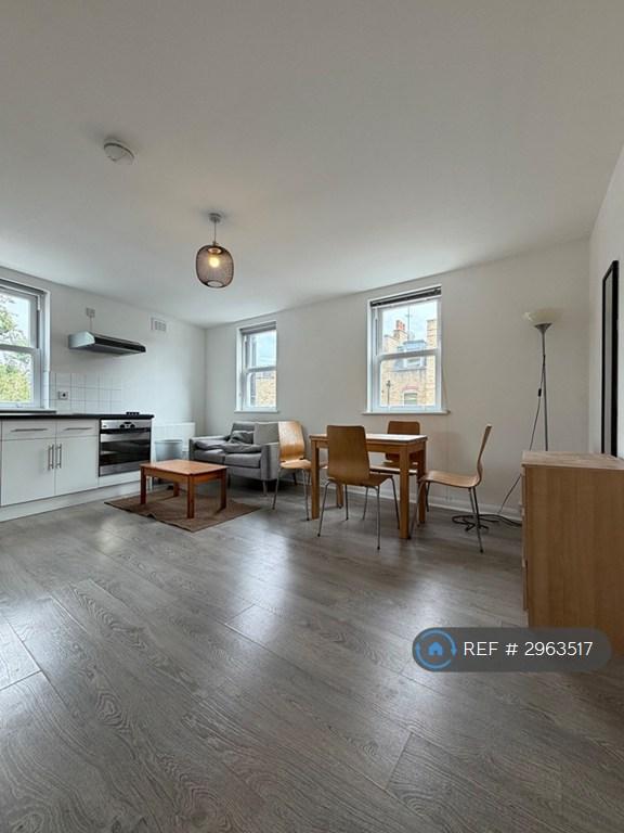 2 bedroom flat in Ford Road, London, E3 (2 bed) (#2963517)