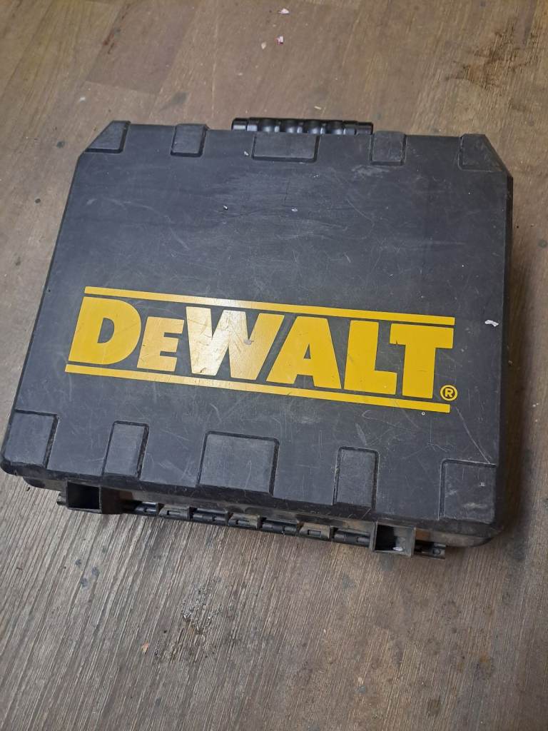 Dewalt 18v power drill 