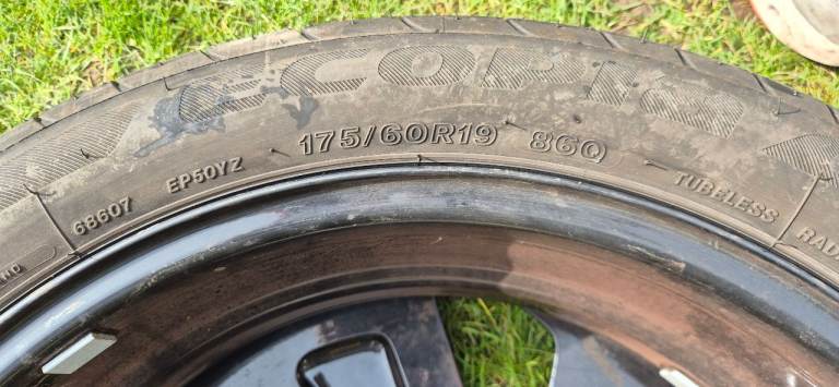 BMWi3  2BMWi3 alloy rear rims with Bridgestone Ecopia 175/60R19 wheels
