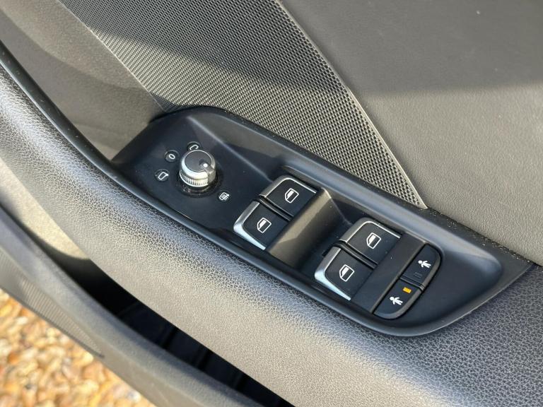 2015 Audi A3 1.6 TDI 110 S Line 4dr S Tronic SALOON DIESEL Automatic