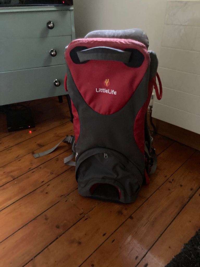 Littlelife child carrier 