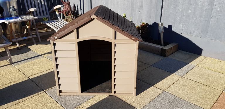 Dog kennel