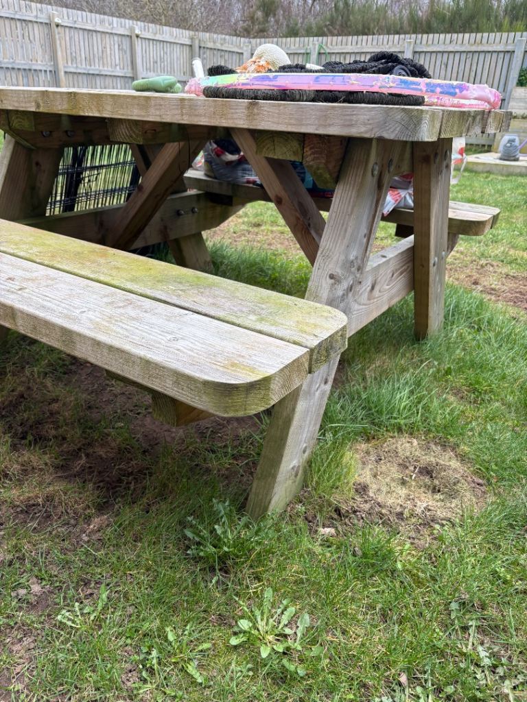 Solid heavy garden bench and seat 
