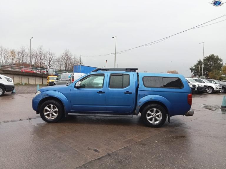 NISSAN NAVARA 2.5 dCi Tekna Blue Manual Diesel 2011