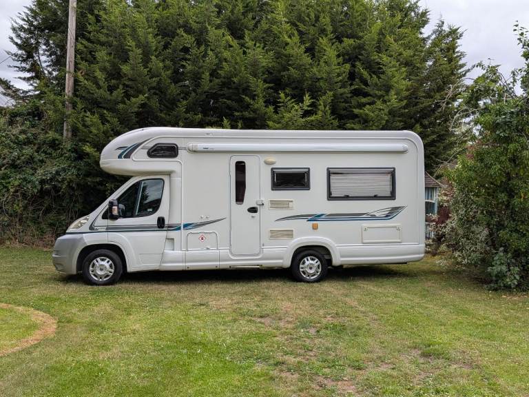 Auto-trail Apache 634U