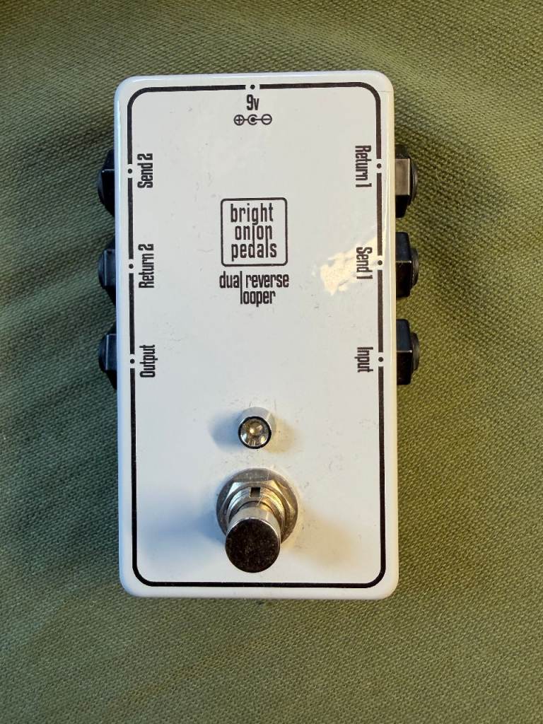 bright Onion Duel Reverse Looper pedal