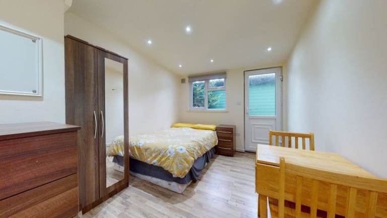 Most Billl Included- Lovely Studio in Kilburn