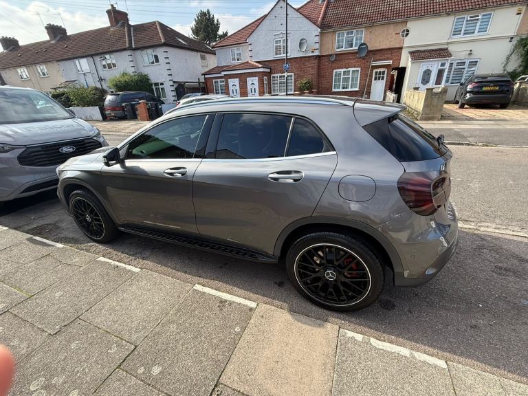 Mercedes-Benz, GLA, Hatchback, 2016, Semi-Auto, 2143 (cc), 5 doors