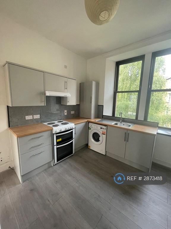 2 bedroom flat in Byres Road, Glasgow, G11 (2 bed) (#2873418)