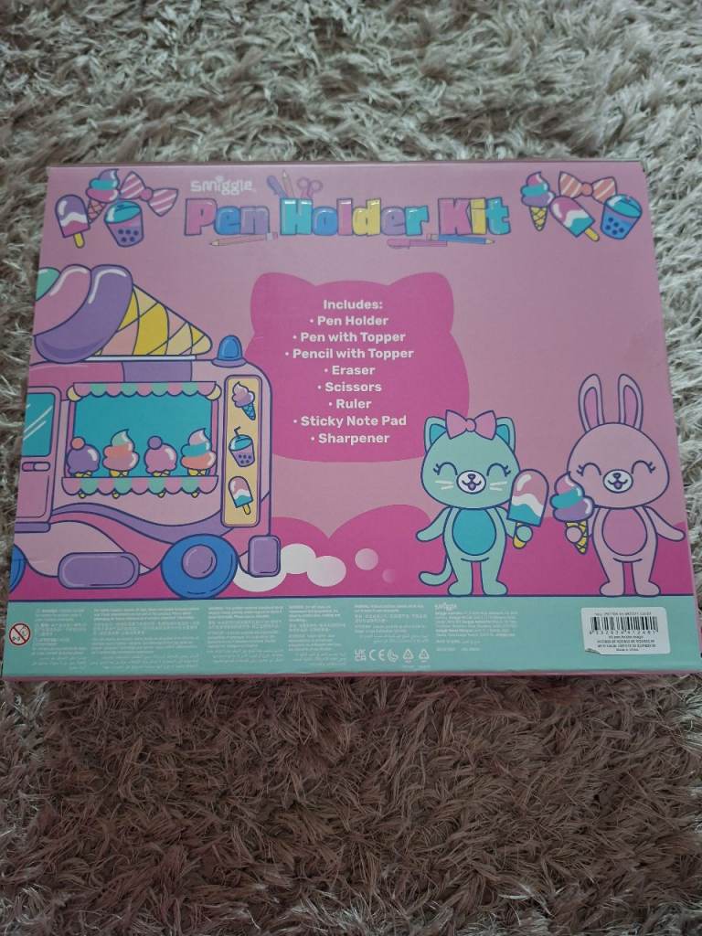 Smiggle Kit - NEW, Pink Ice Cream Van Design