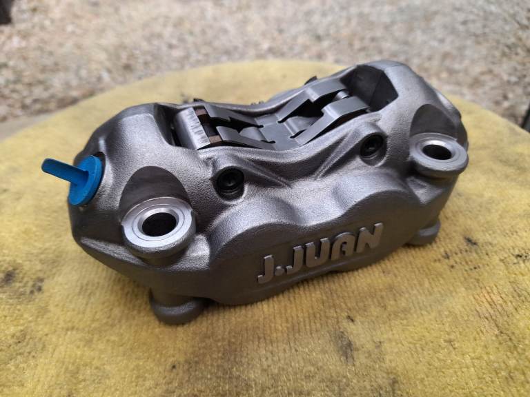 CCM Spitfire 2023 J Juan caliper, 