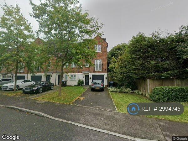 3 bedroom house in Halton Road, Kenley, CR8 (3 bed) (#2994745)