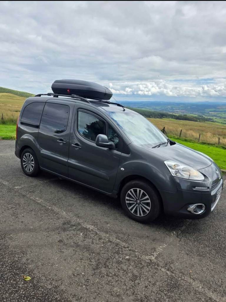 2015 Peugeot Partner Camper Van / Day Van. 