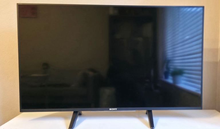 Sony 43” 4K Smart Android TV (KD-43XD8099) – Excellent Condition + Remote Control