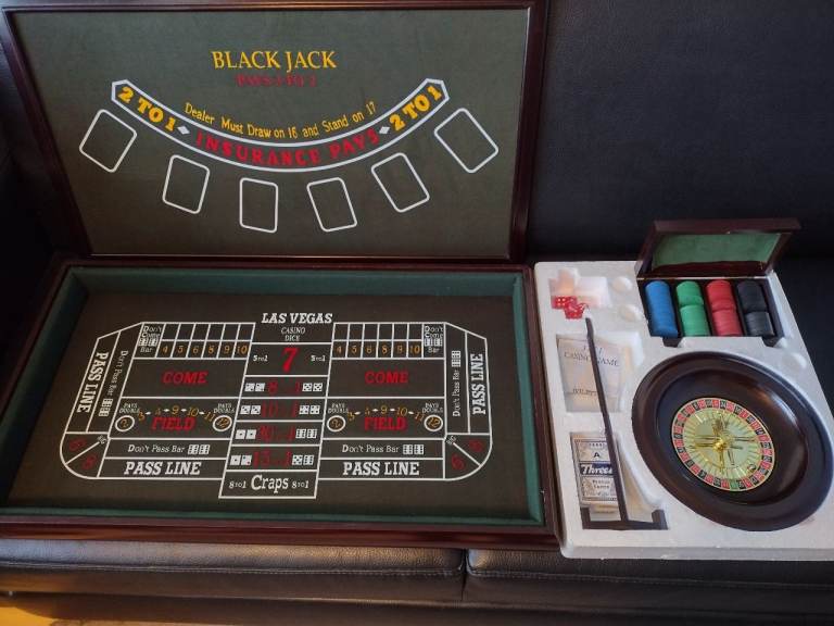 Home casino game