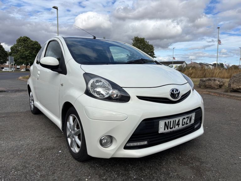 Toyota, AYGO, Hatchback, 2014, Manual, 998 (cc), 3 doors