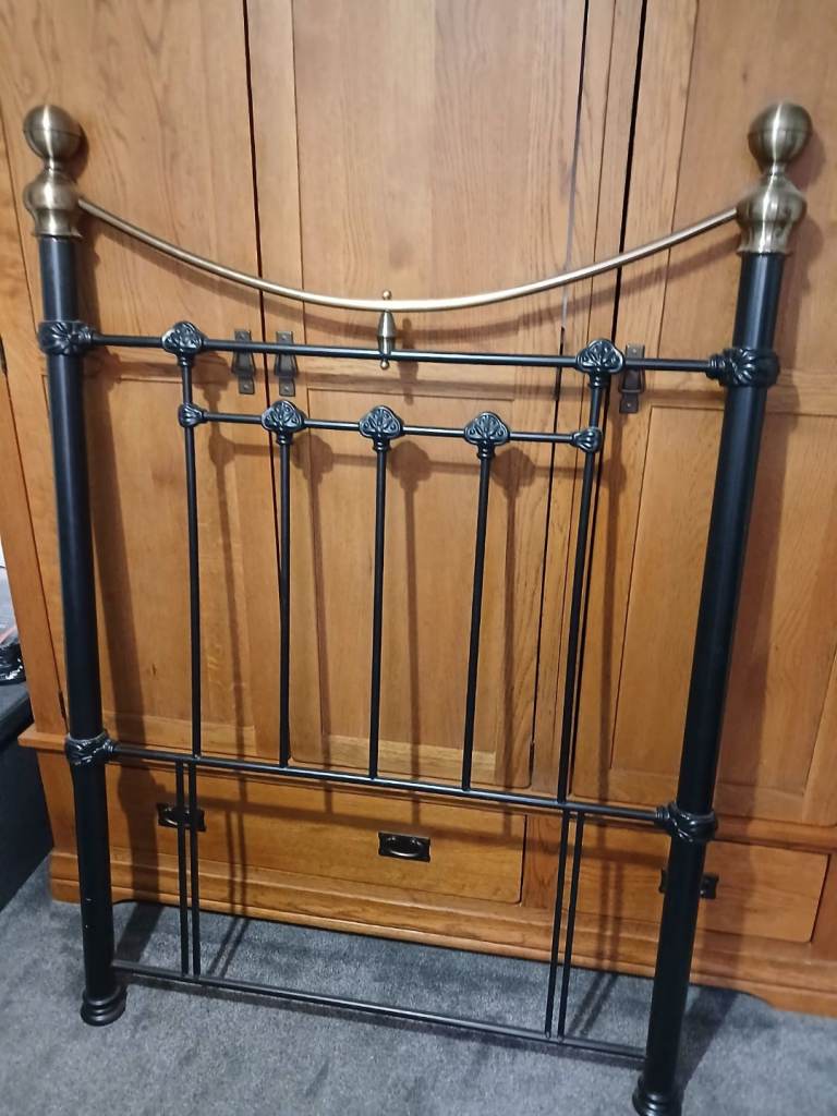 Julian bowen single headboard 