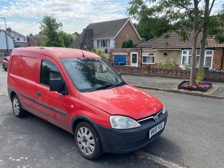Vauxhall COMBO 2010 Manual 1.3 CDTi