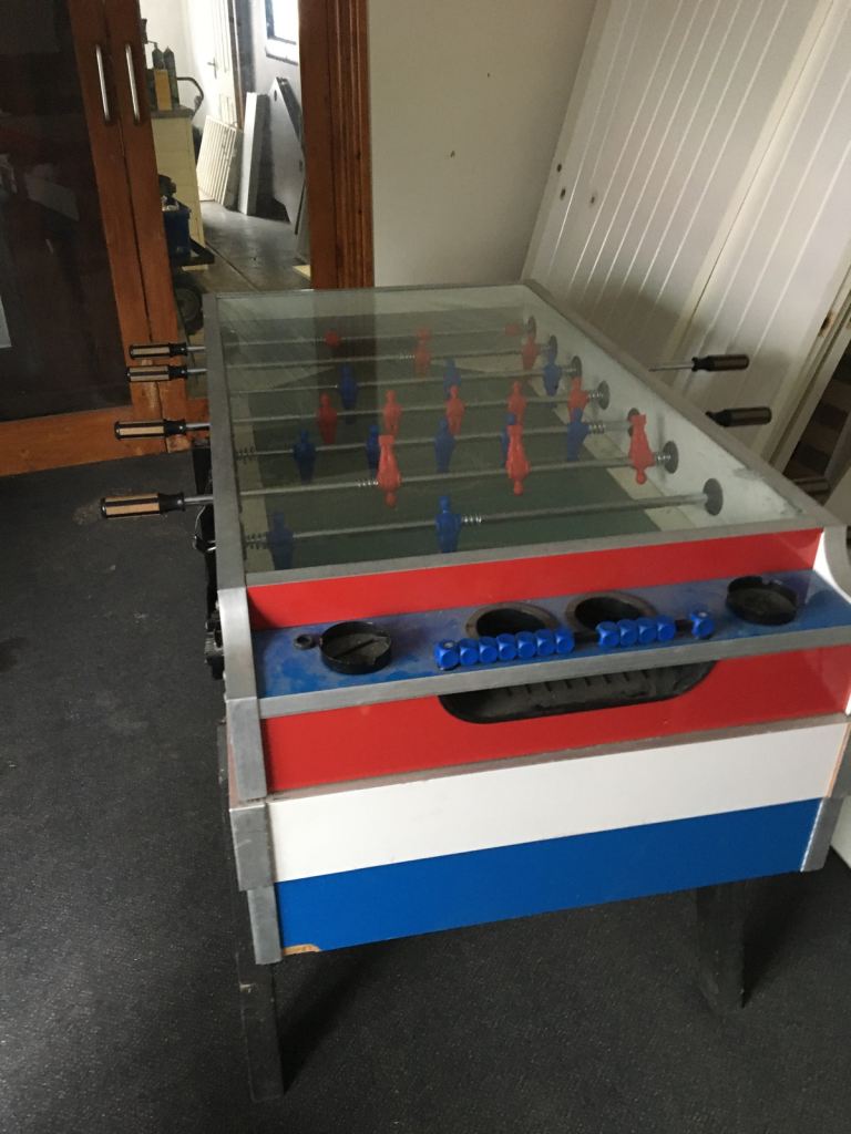 Table football garlands coin 
