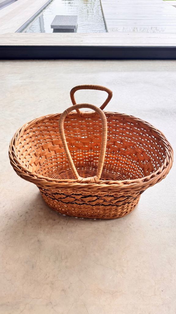 Wicket Basket, High Quality, AS NEW