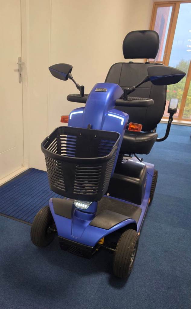 Pride colt deluxe 2 mobility scooter 