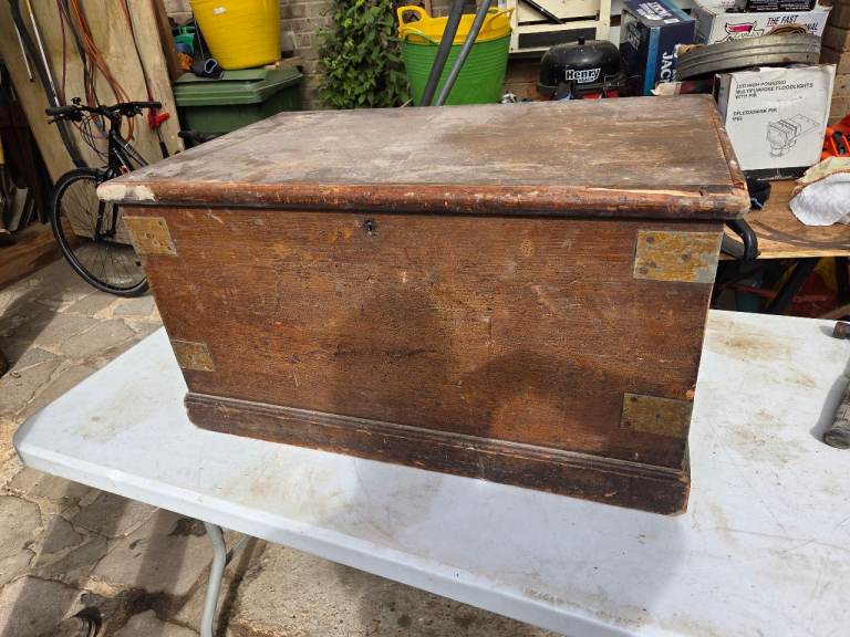 Vintage Wooden Storage Chest/Trunk – Fair Condition