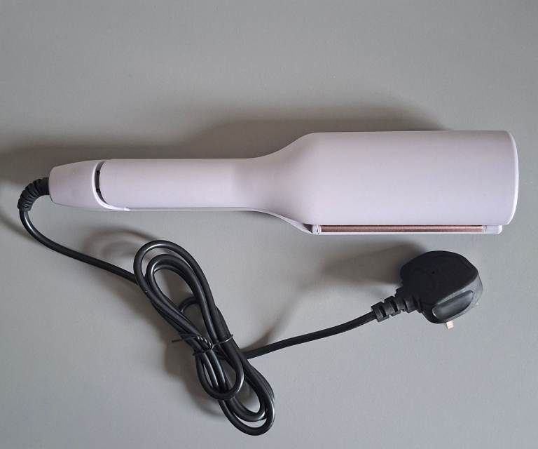 Vorynna French Wave Curling Iron – 3 Barrel Hair Waver