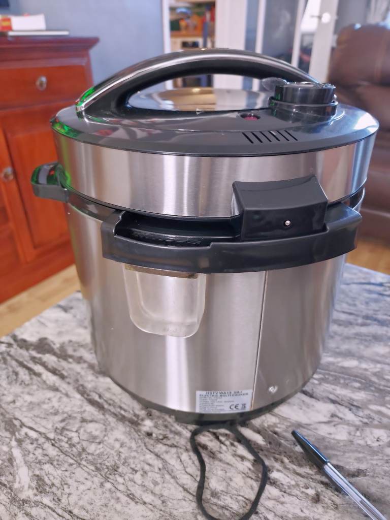 Pressure King Pro Digital Pressure & Multi-Cooker - Chrome