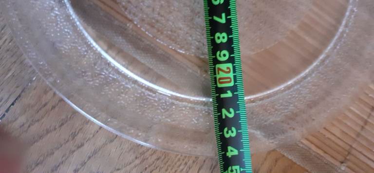 Microwave turntable 