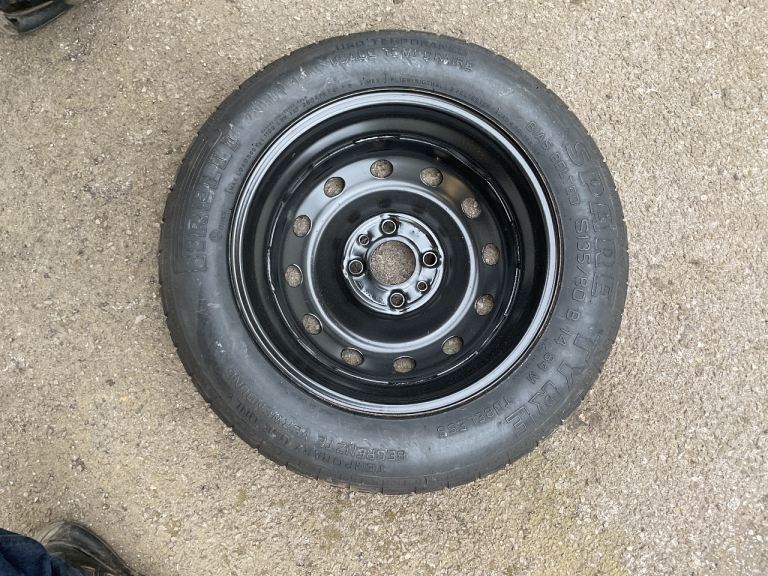Space saver spare wheel and tyre Fiat 