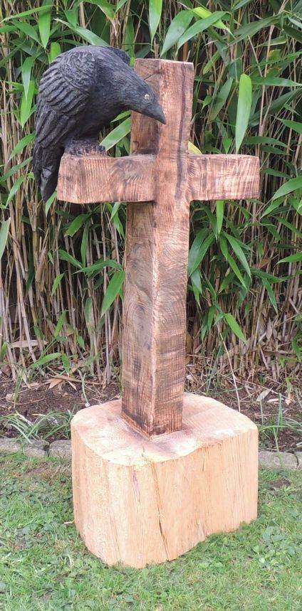 Chainsaw Carving Crow Raven On Cross Garden Sculpture Solid Wood 