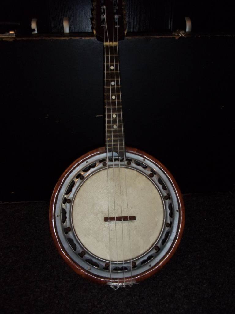 Mandolin Banjo ( Banjolin )