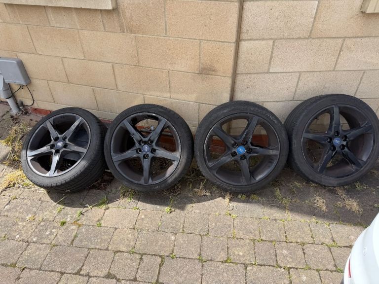 Ford Alloys 18”