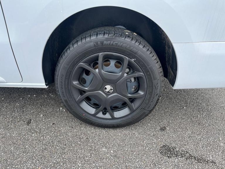 2024 Vauxhall Vivaro Vivaro 2.0D PRO 145PS L2H1 LWB 3100 Van Panel Van Diesel Manual