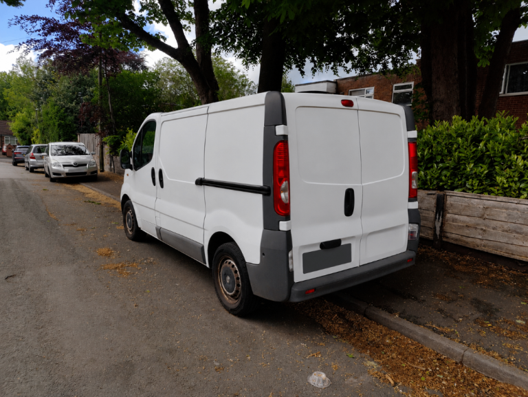 Vauxhall Vivaro 2014 Diesel 2.0 White Breaking for Parts and Spares