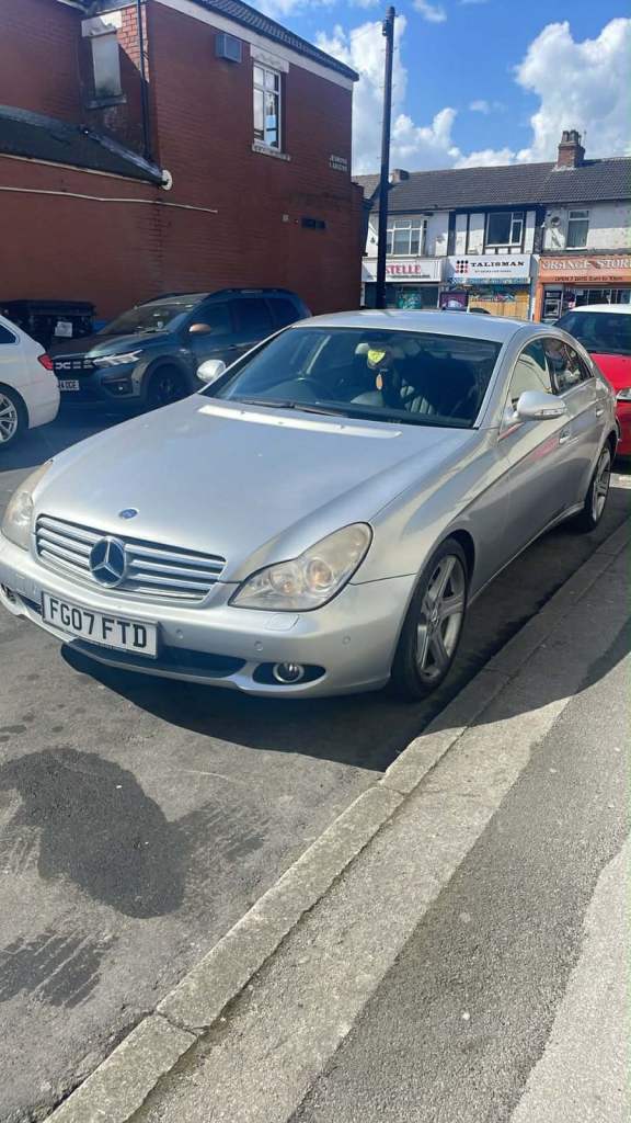 Mercedes Benz cls320