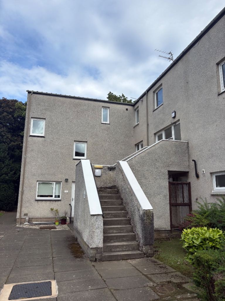 Maisonette in Broughty Ferry, 2-Bed & conservatory 